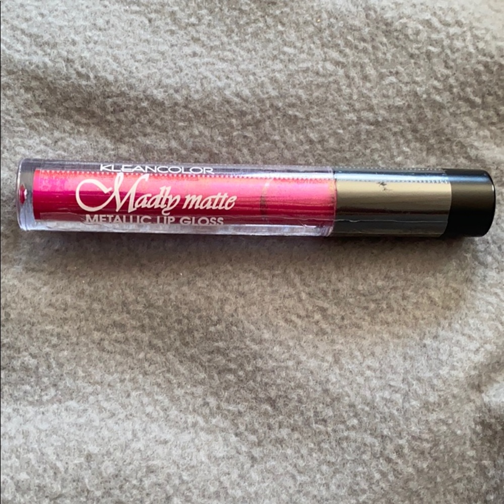 KleanColor Madly Matte Metallic lip gloss